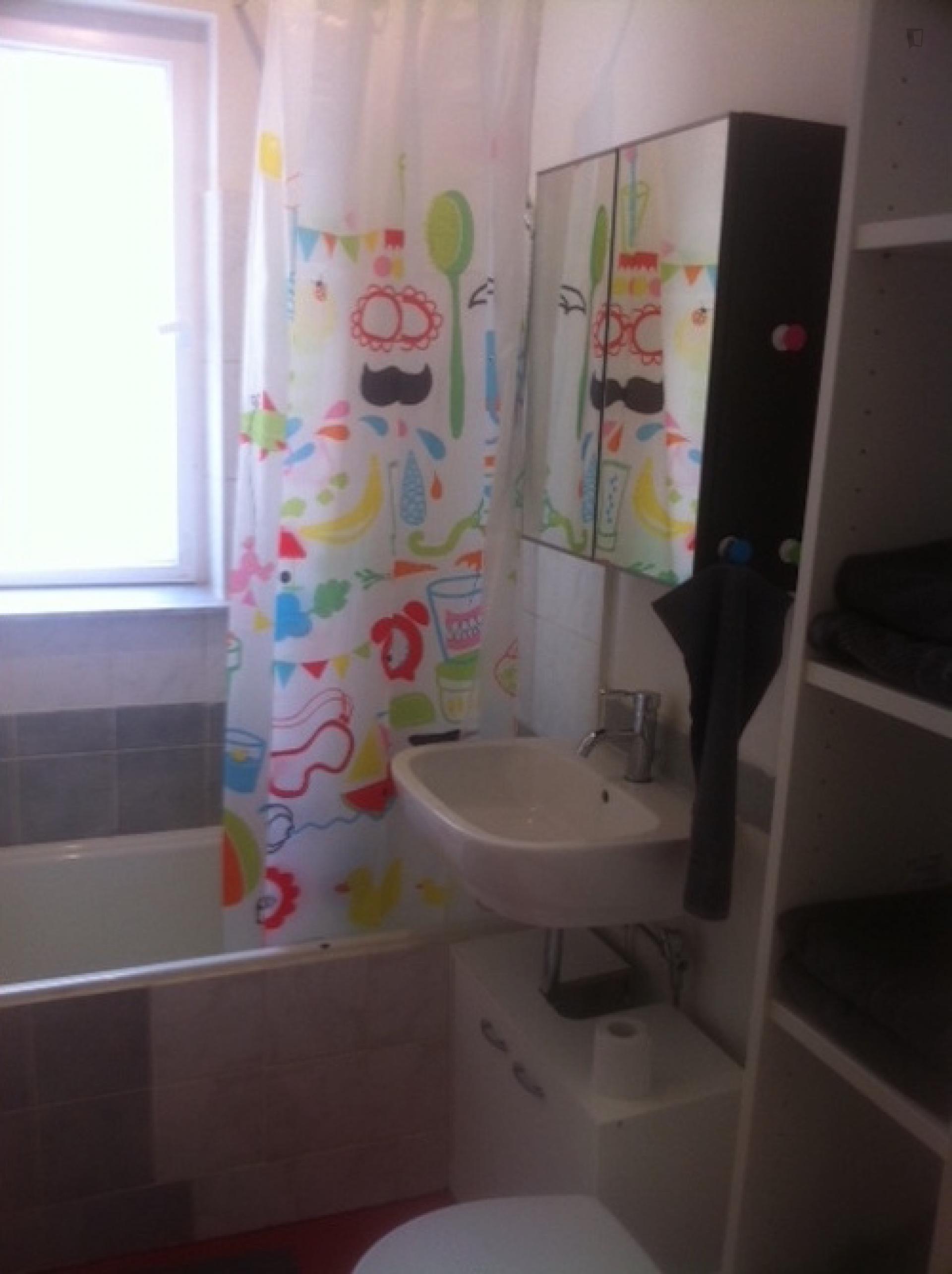 Comfy 1-bedroom flat near U-Bhf Nauener Platz metro station