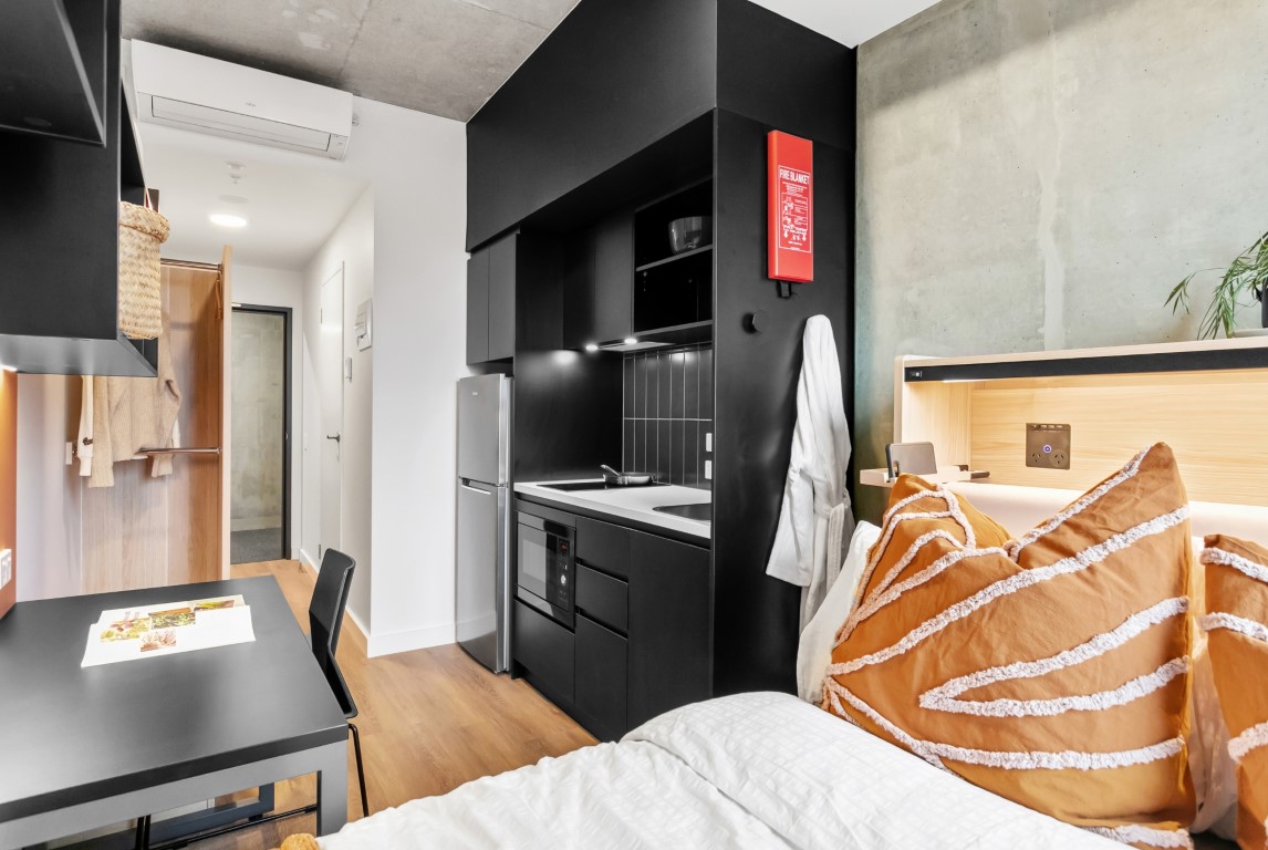 Corner Double Studio - The Switch Adelaide Central - Gallery - 5