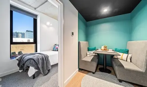 Four Bed Ensuite Apartment - 8