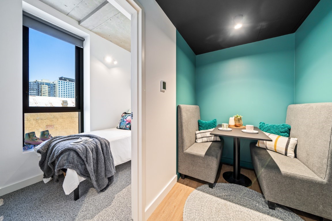 Panoramic Cosy Two Bedroom Apartment - 5