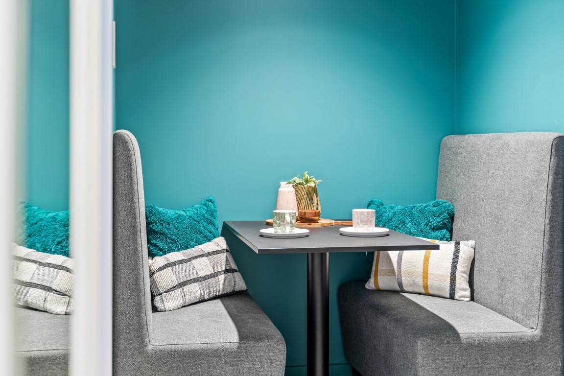 Panoramic Cosy Two Bedroom Apartment - 6