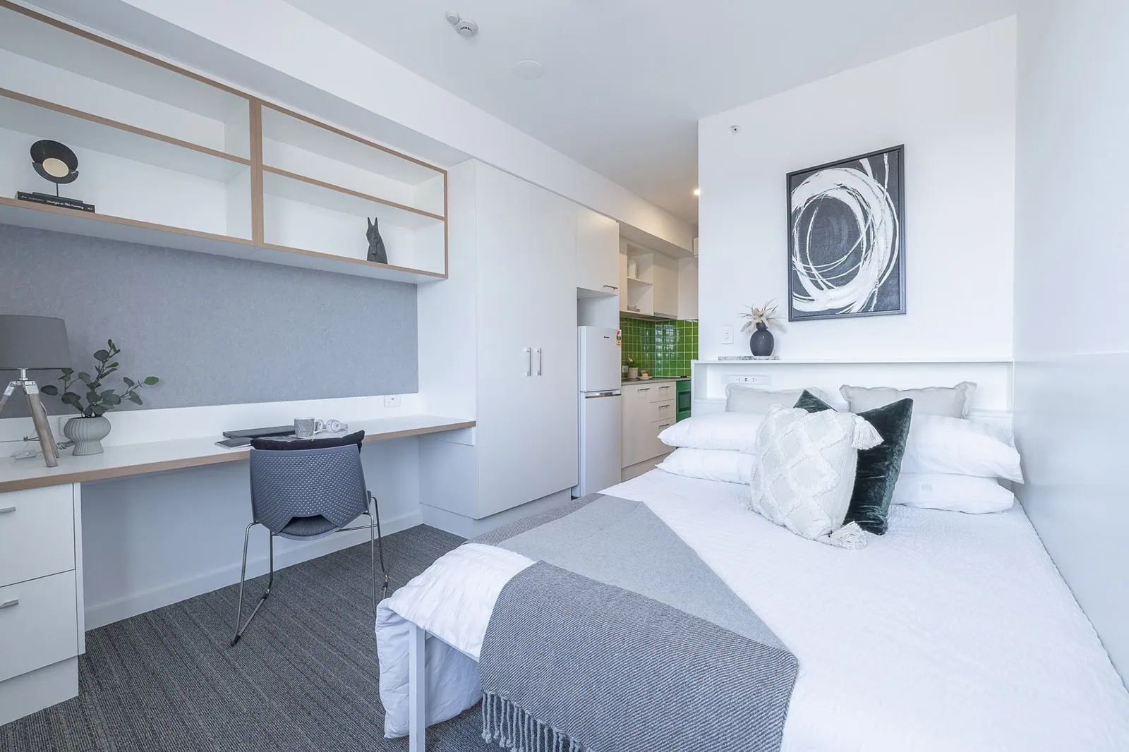  Deluxe Studio - South  -  Dwell East End Adelaide  - Gallery -  1