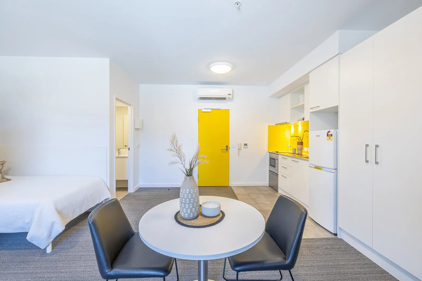  Premier Twin Share Studio  -  Dwell East End Adelaide  - Gallery -  4