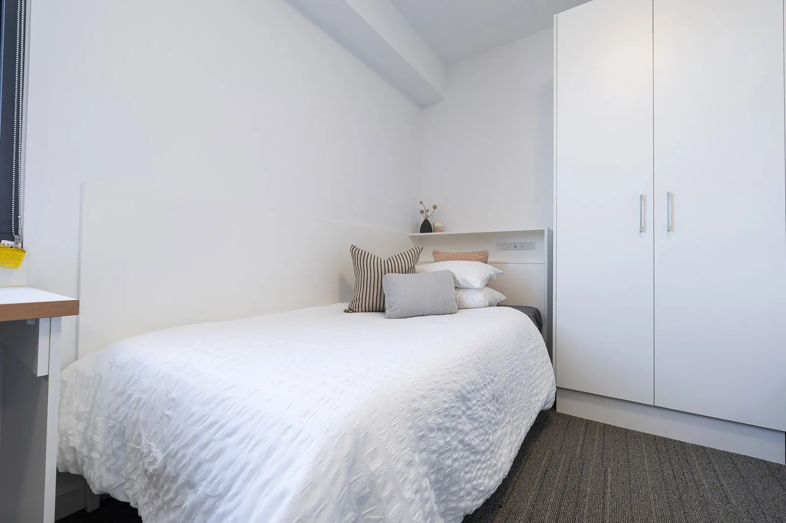  Deluxe Twin Share Studio  -  Dwell East End Adelaide  - Gallery -  5