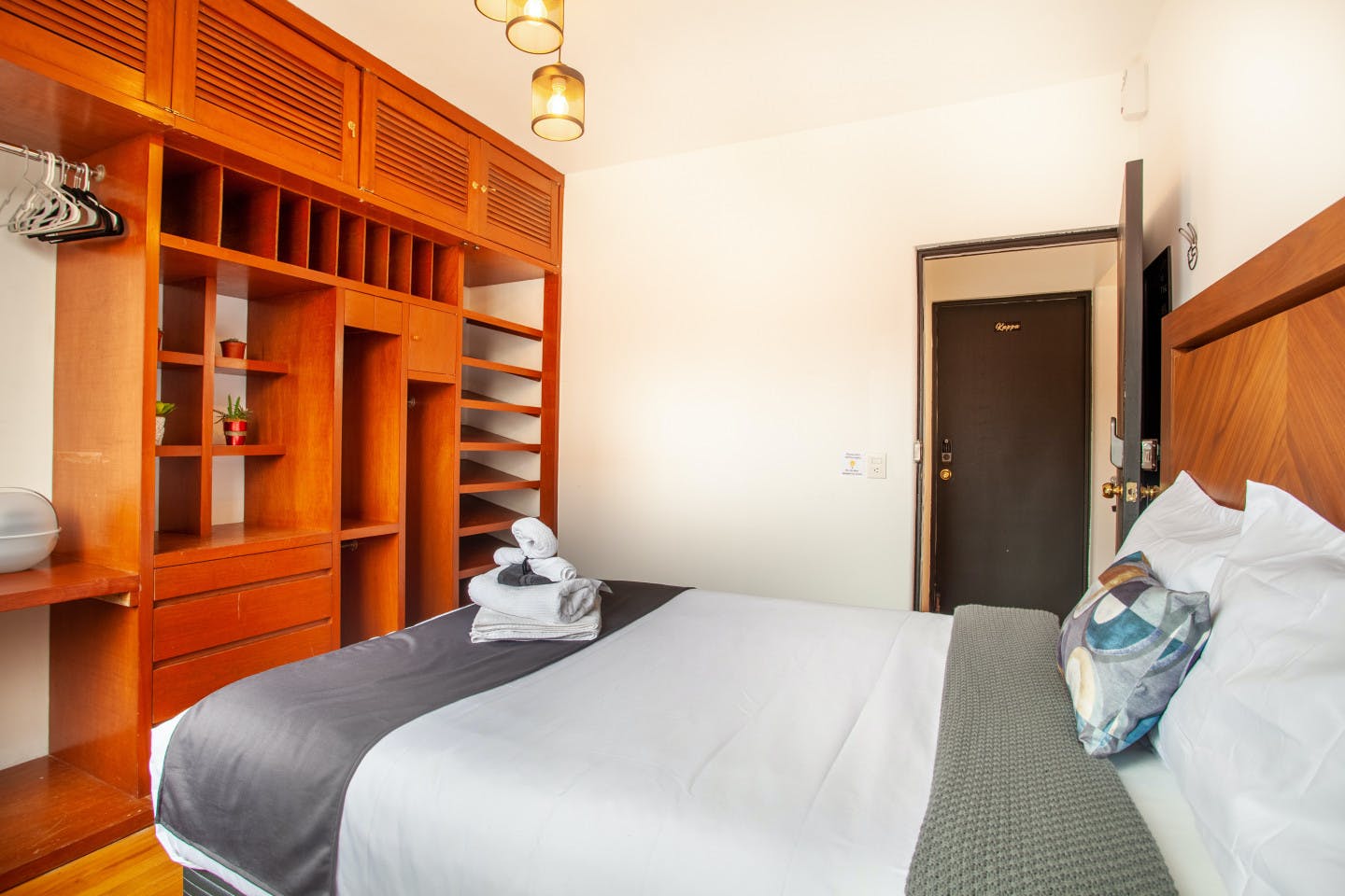 Epsilon Room - 3