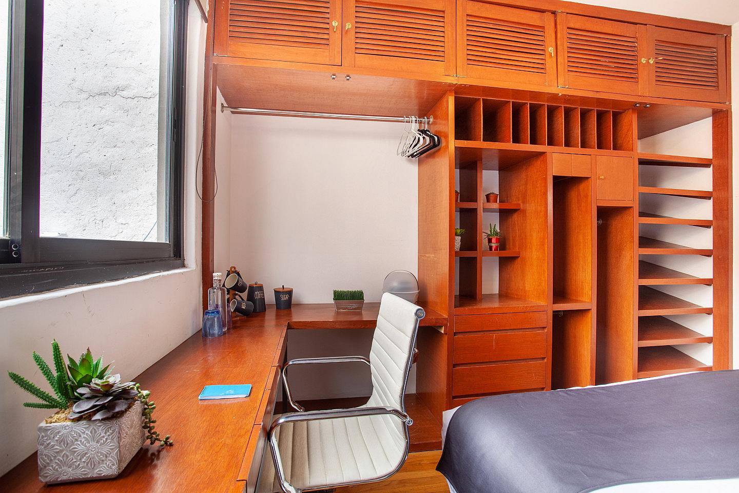 Epsilon Room - 47