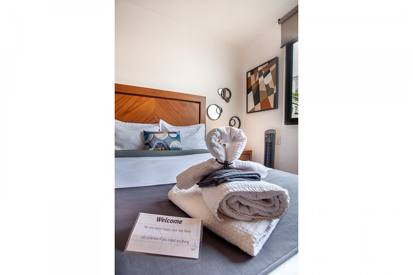 Epsilon Room - 65