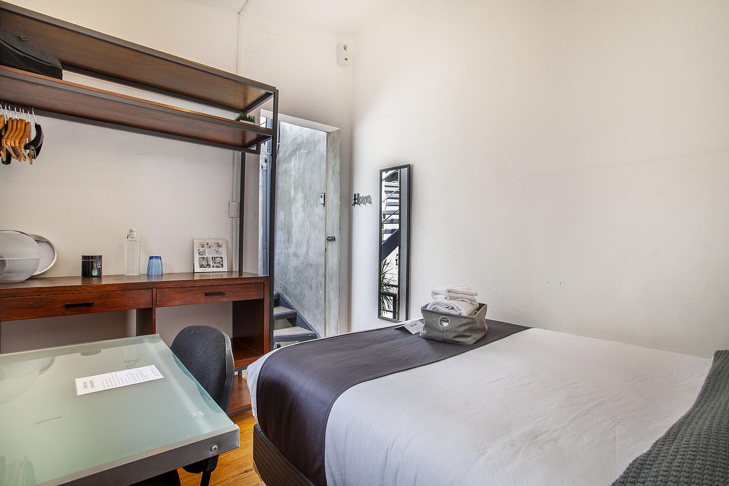 Omega Room - 39