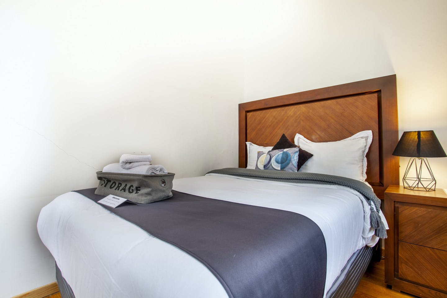 Omega Room - 2