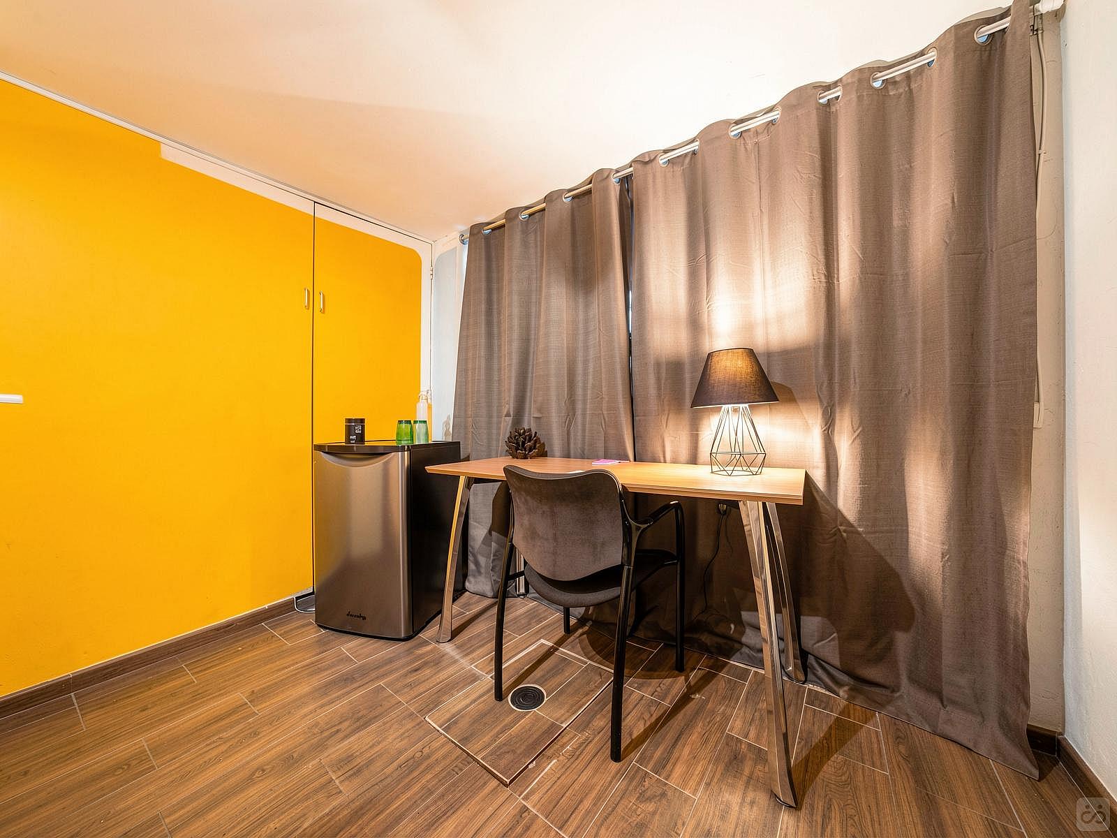 Zeta Room - 36