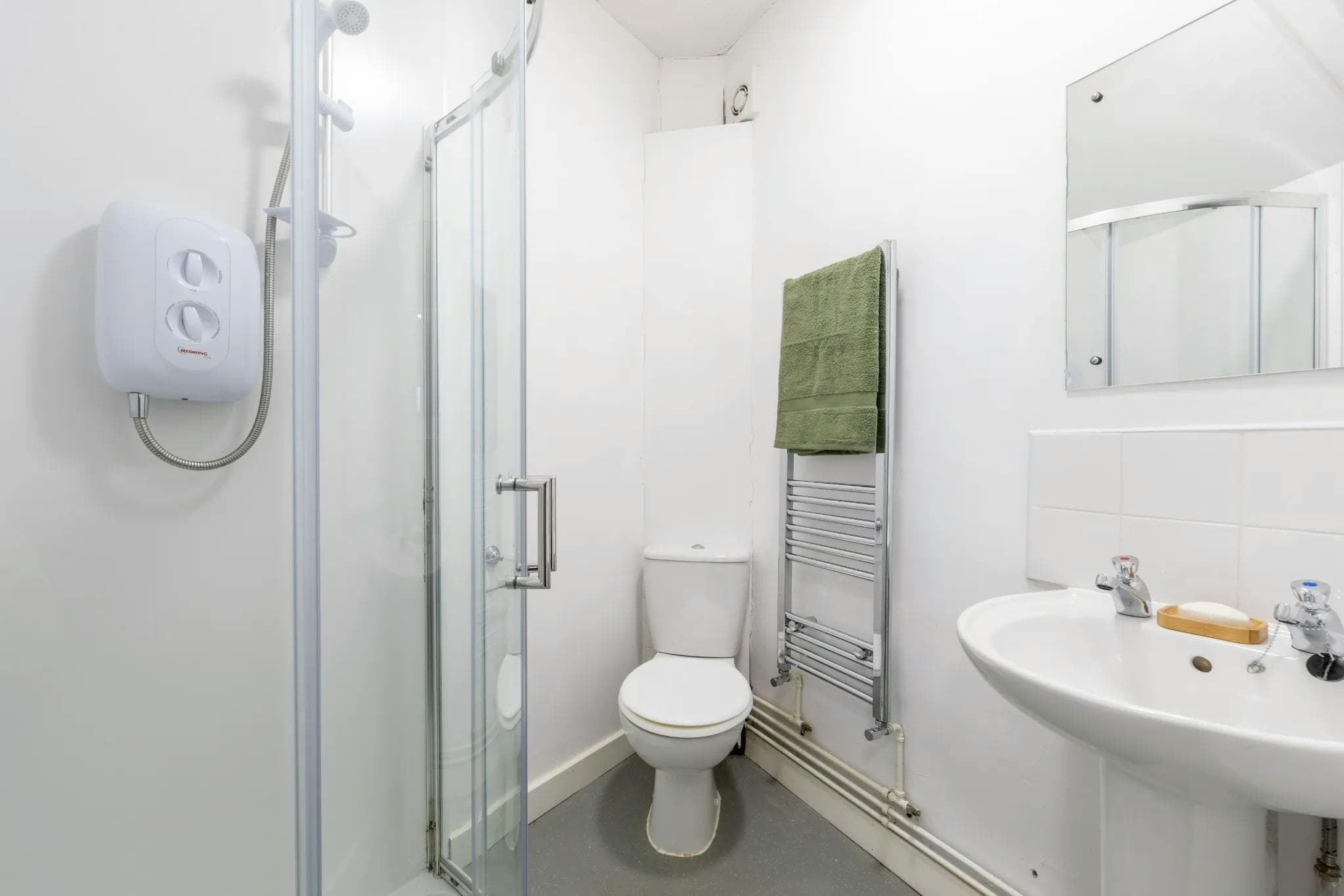 Planet Mars | 5 Bedroom House - Cathedral Campus - Gallery - 4