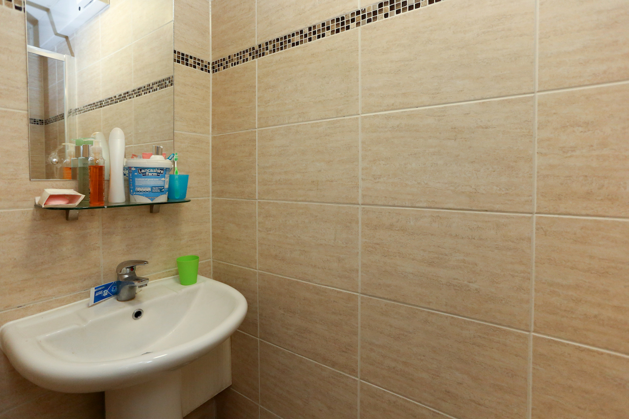 Bronze Non En-Suite - Large  -  Manchester Student Village  - Gallery -  27