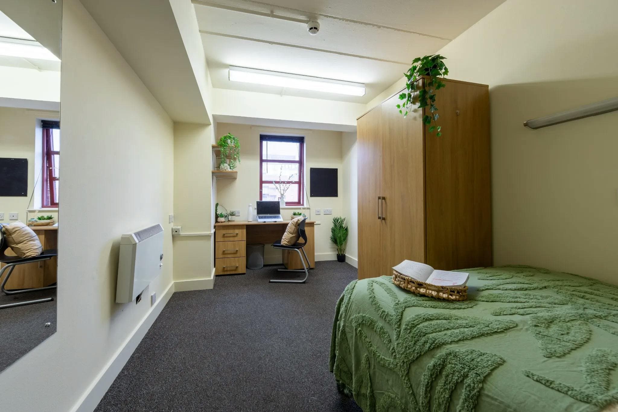  Bronze Non En-Suite - Large  -  Manchester Student Village  - Gallery -  5