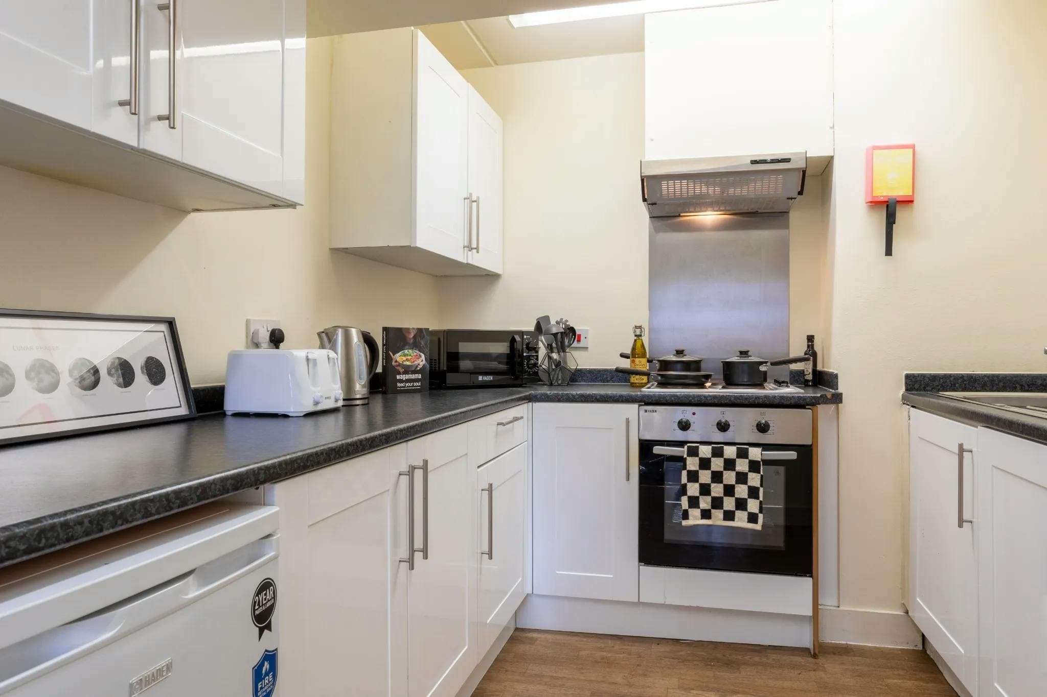  جابتر  -  Manchester Student Village  - Gallery -  4
