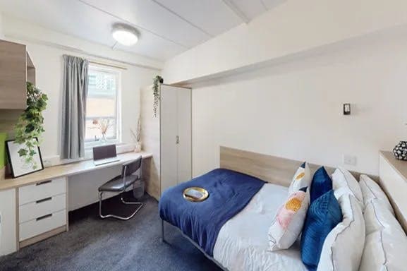  بلوتو بلس  -  Manchester Student Village  - Gallery -  1