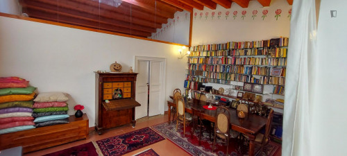 Large cozy double bedroom with private balcony in Palermo's historic center - Gallery - 14
