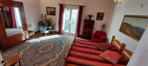 Large cozy double bedroom with private balcony in Palermo's historic center - Gallery - 19
