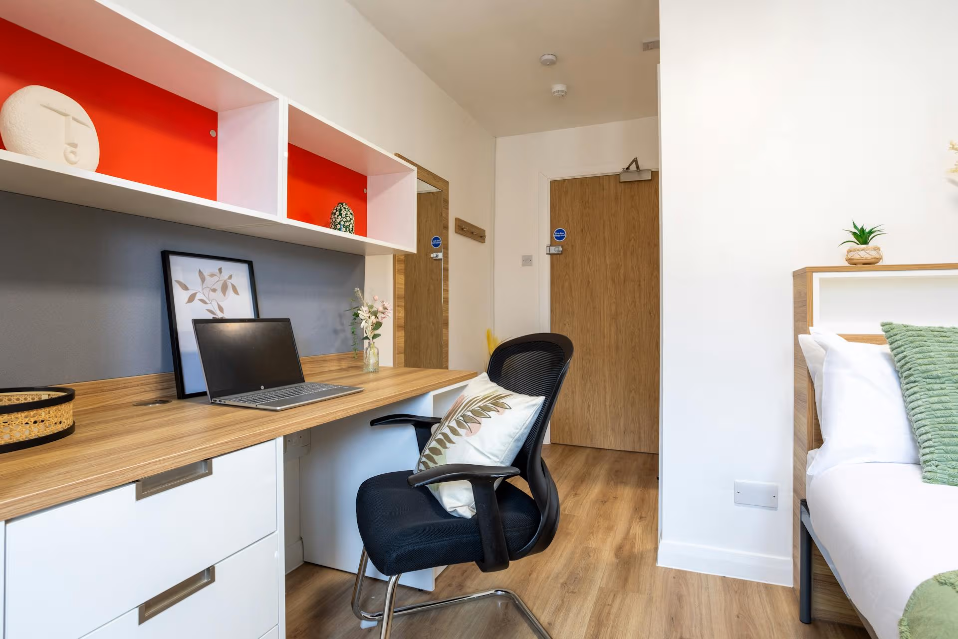  Silver En-Suite  -  MSV South  - Gallery -  2