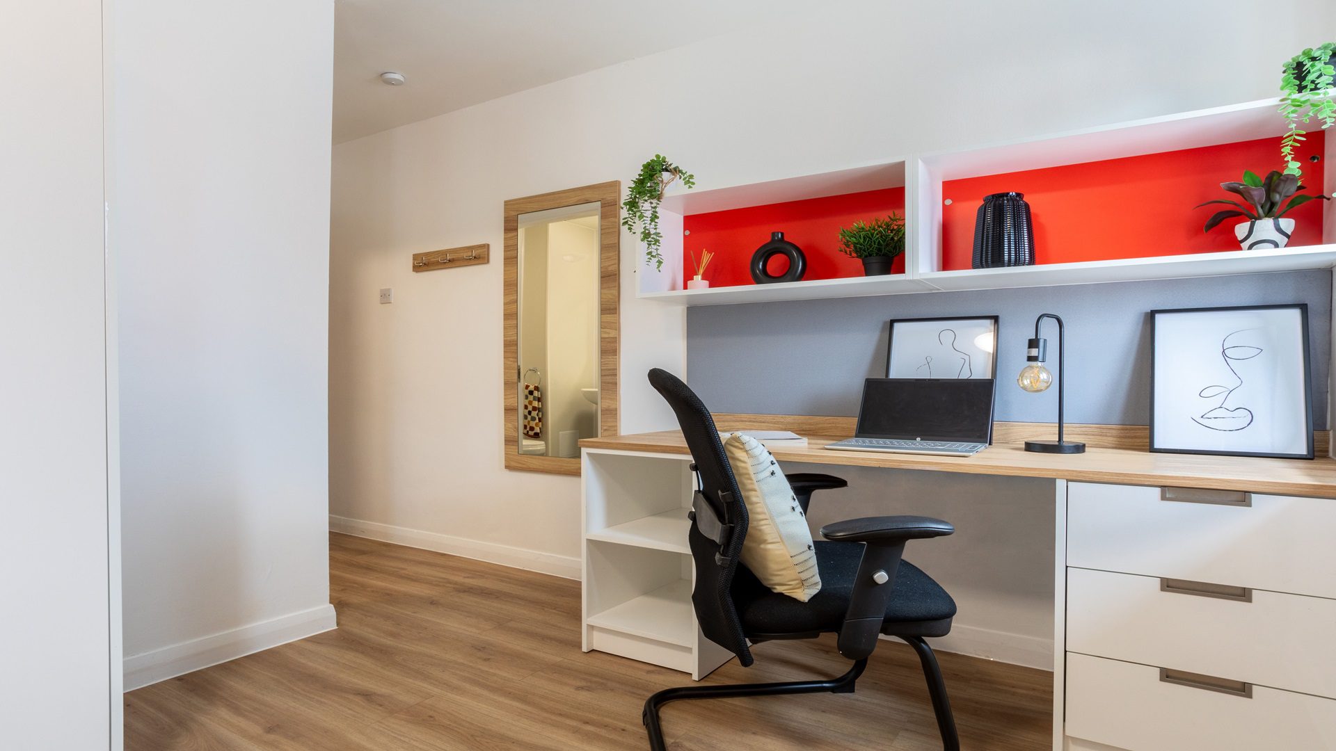 Gold En-Suite  -  MSV South  - Gallery -  2