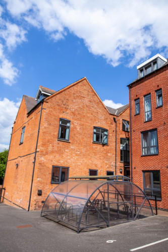 Hops House - Gallery - 7