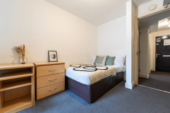  Silver Non En-Suite - Top Floor  -  The Grafton  - Gallery -  3