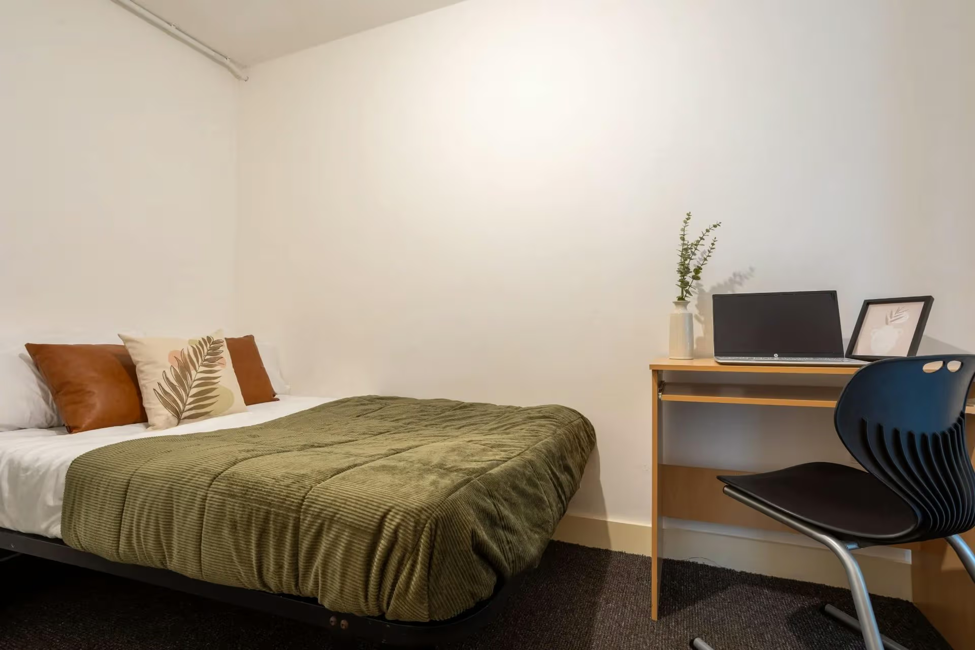 Bronze Non En-Suite - Top Floor - The Grafton - Gallery - 31