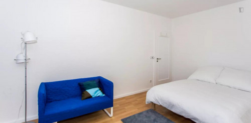 Ample double bedroom in residential Adlershof - Gallery - 19