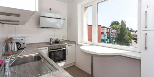 Ample double bedroom in residential Adlershof - Gallery - 14