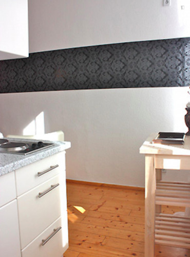 Compact and bright studio in Friedrichshain - Gallery - 13