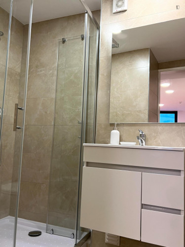 Appealing studio close to Sports University of Coimbra  - Gallery -  5