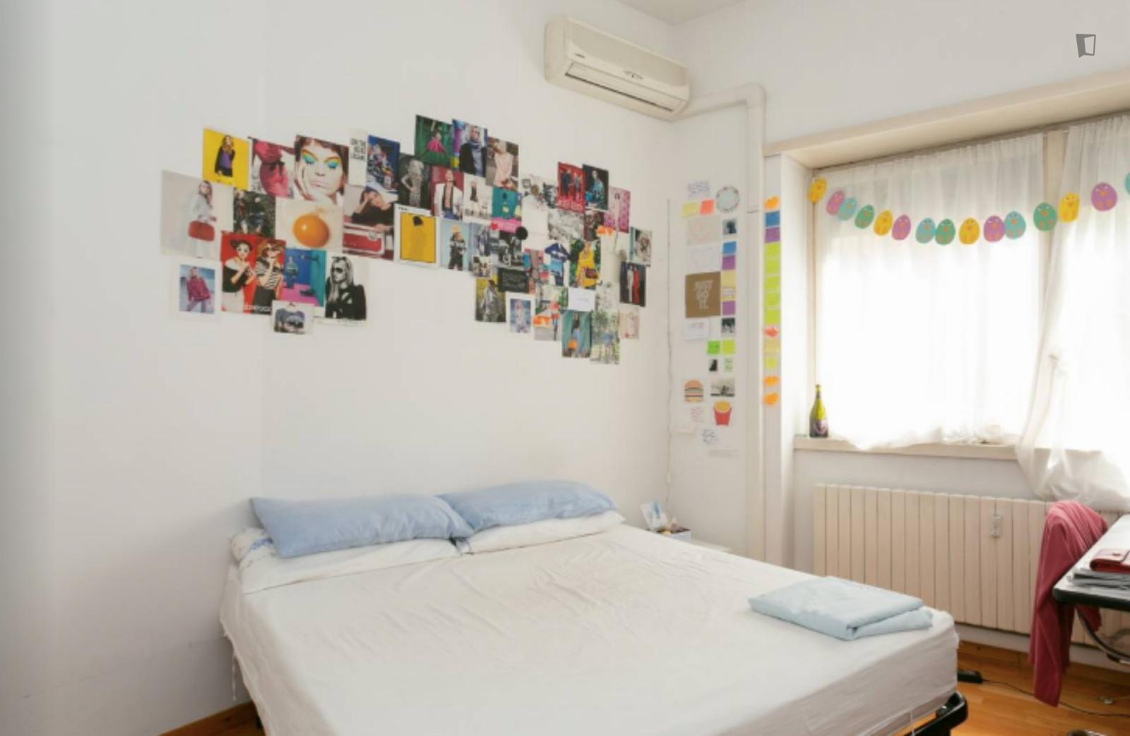 Double Bedroom In A 4-Bedrooms Apartment - 1