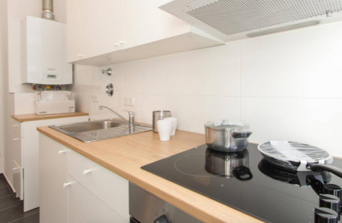 Wonderful room in 3-bedroom apartment - Gallery - 6