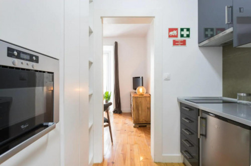 Stunning apartment in vibrant Santa Catarina, near Chiado, IADE ISEG - Gallery - 7