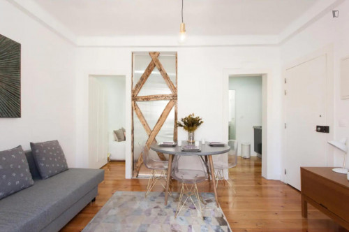 Splendid flat next to IADE - Faculdade de Design, Tecnologia e Comunicação - Gallery - 5