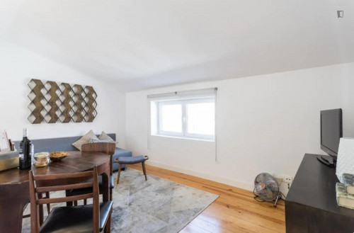 Lovely Apartment near Chiado and Principe Real  - Gallery -  5