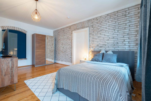 Modern double bedroom in Altstadt-Lehel