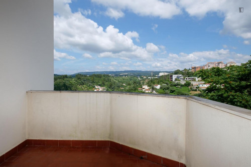 Spacious and cozy bedroom, with private balcony in a student apartment, Coimbra  - Gallery -  5
