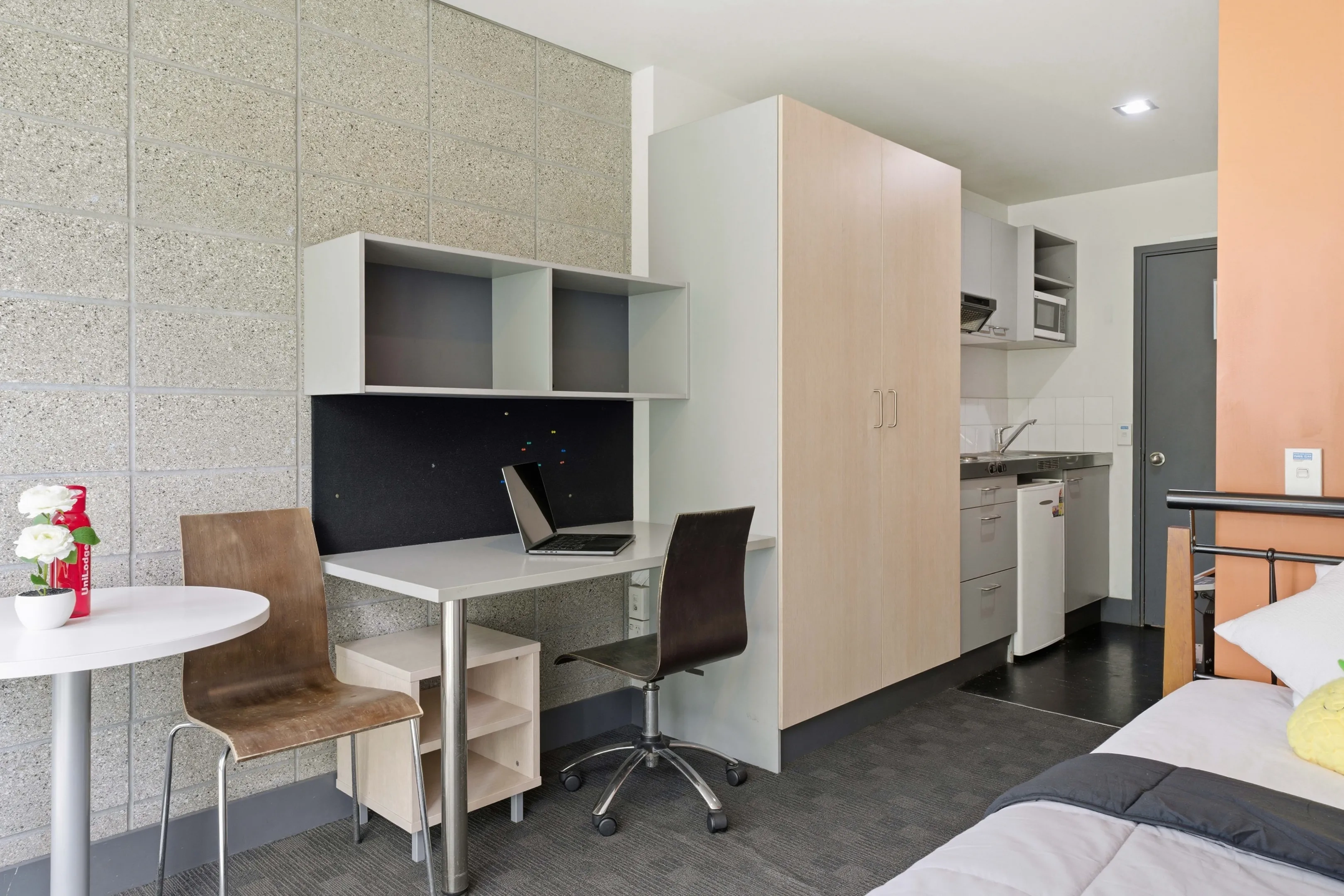 Studio - Beach Lower Floor - Student Living Auckland - Gallery - 2