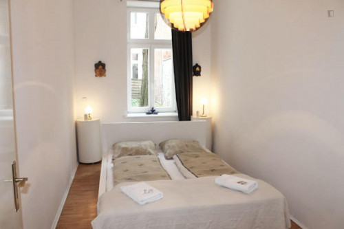 Modern 1-bedroom apartment near the Eberswalder Straße metro