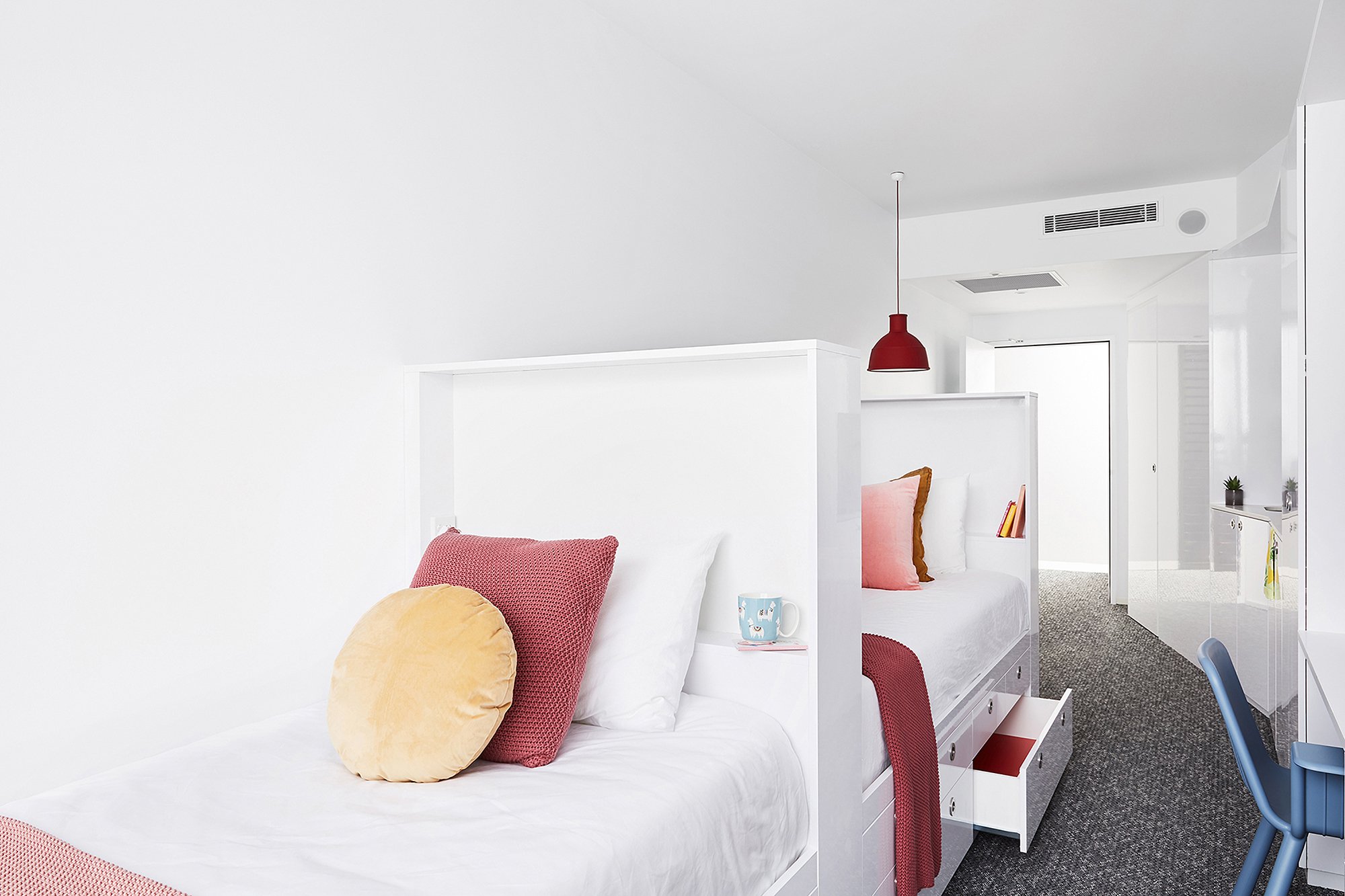  King Single Bed, Large Twin Apartment  -  Scape Toowong  - Gallery -  1