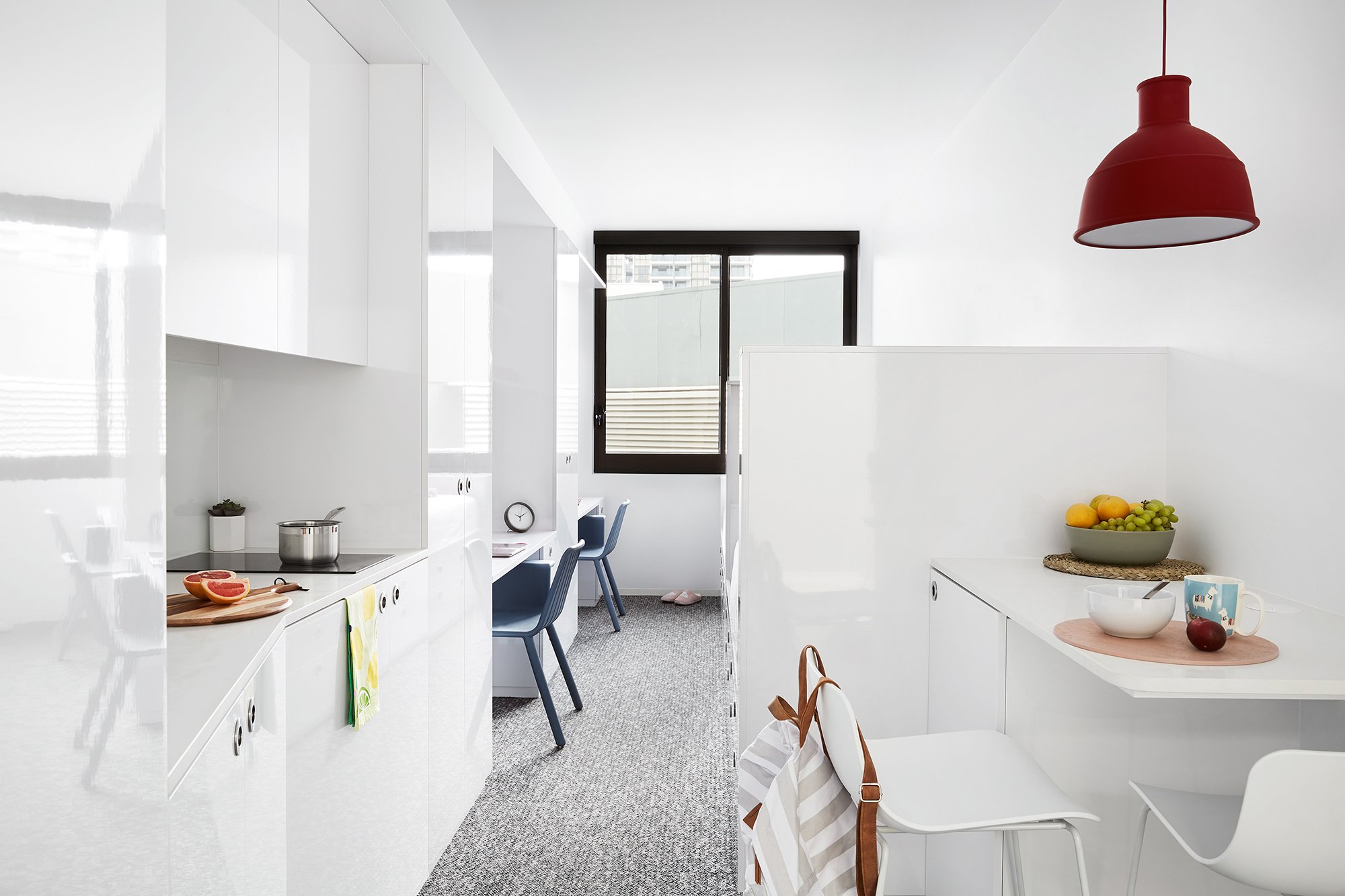  King Single Bed, Large Twin Apartment  -  Scape Toowong  - Gallery -  4