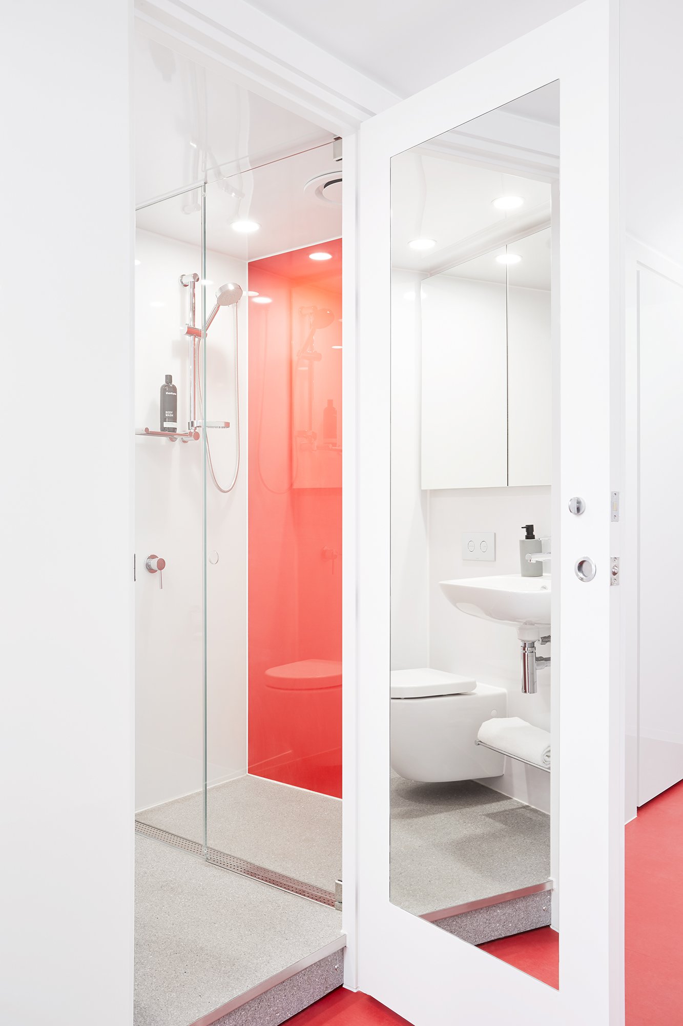  Double Bed, 8 Bed Apartment  -  Scape Toowong  - Gallery -  5