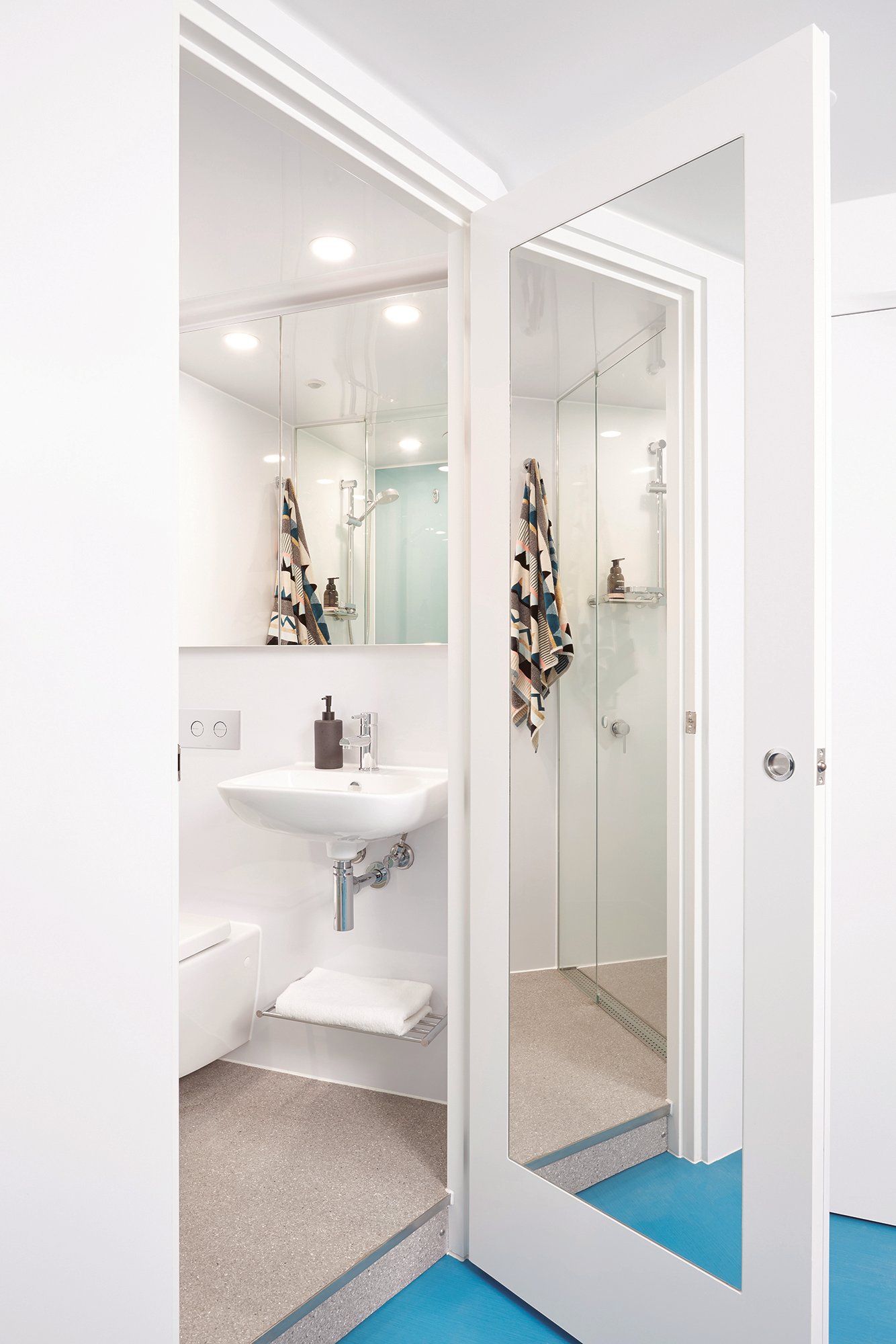  Double Bed, 2 Bed Apartment  -  Scape Toowong  - Gallery -  3