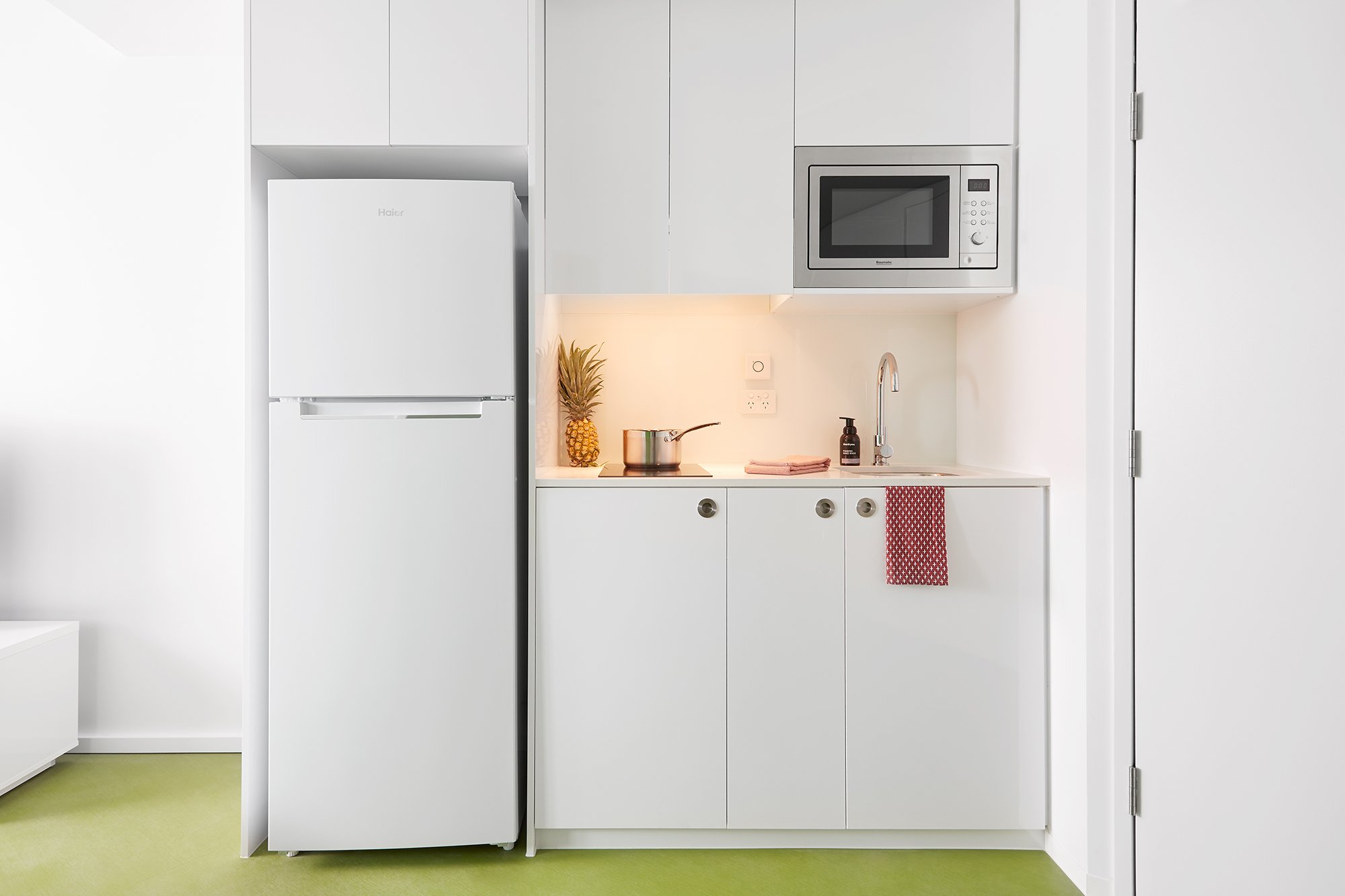 Double Bed, 2 Bed Apartment With Balcony - Scape Toowong - Gallery - 10