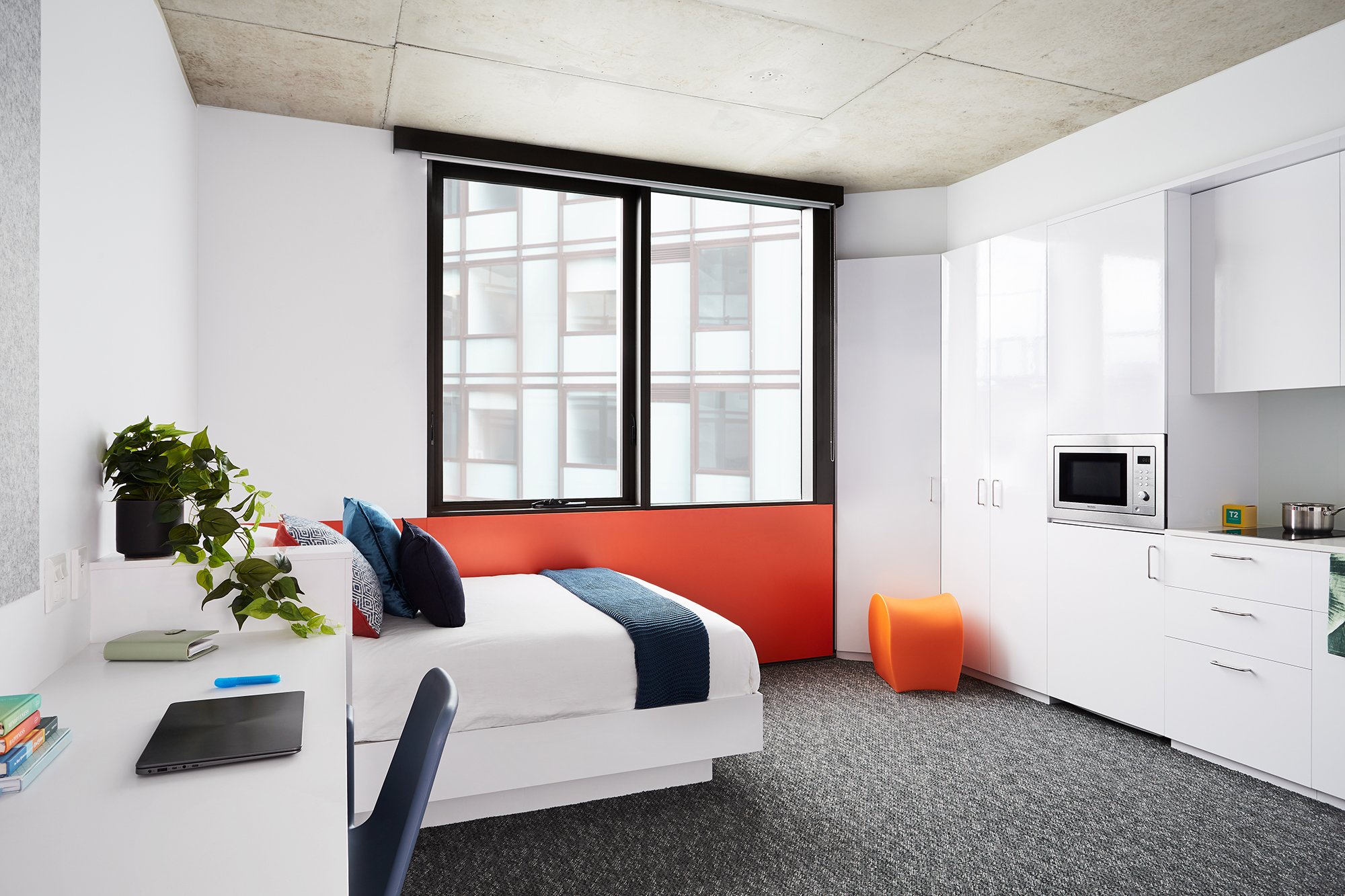 Double Bed, Large Studio Apartment, Standard View  -  Scape Toowong  - Gallery -  4