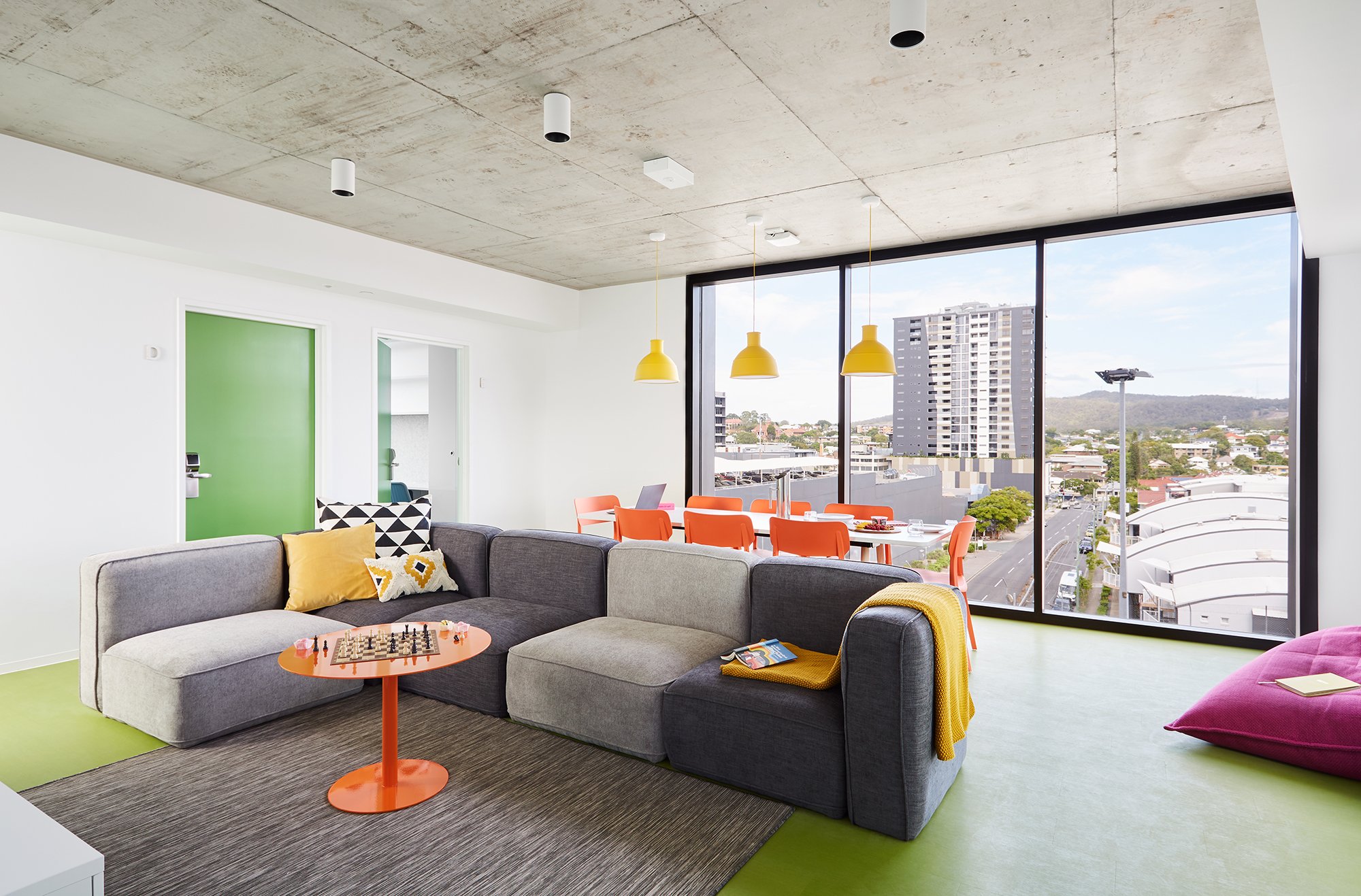 Double Bed, 5 Bed Apartment - Scape Toowong - Gallery - 10